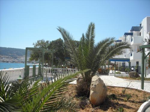 Aparthotel Bay Watch Karpathos Exterior foto