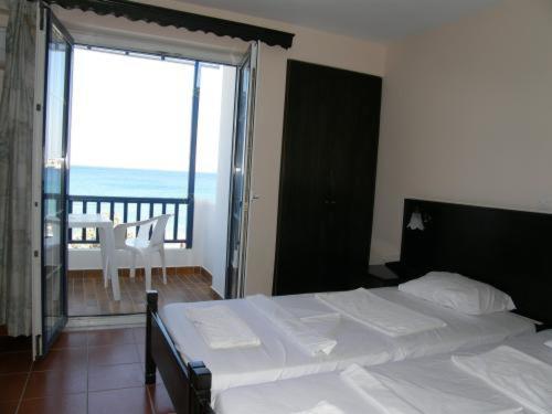 Aparthotel Bay Watch Karpathos Exterior foto