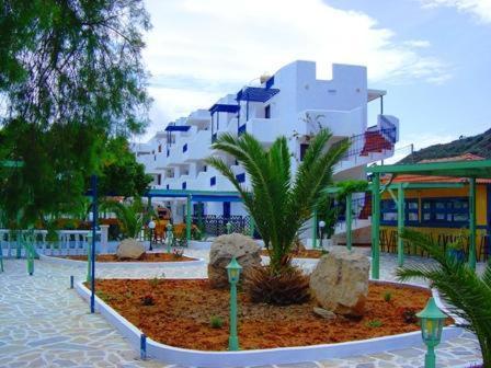 Aparthotel Bay Watch Karpathos Exterior foto